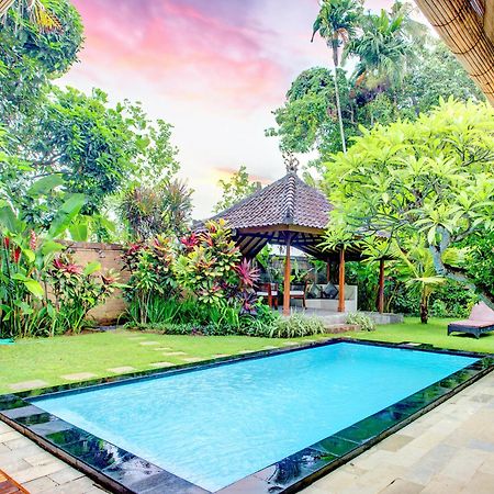 Villa Taman Rahasia, Sitara Villa Group Seminyak Dış mekan fotoğraf